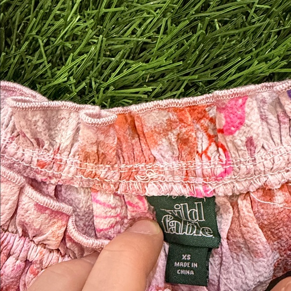 Wild Fable Cropped Ruffle Tank - Picture 3 of 4